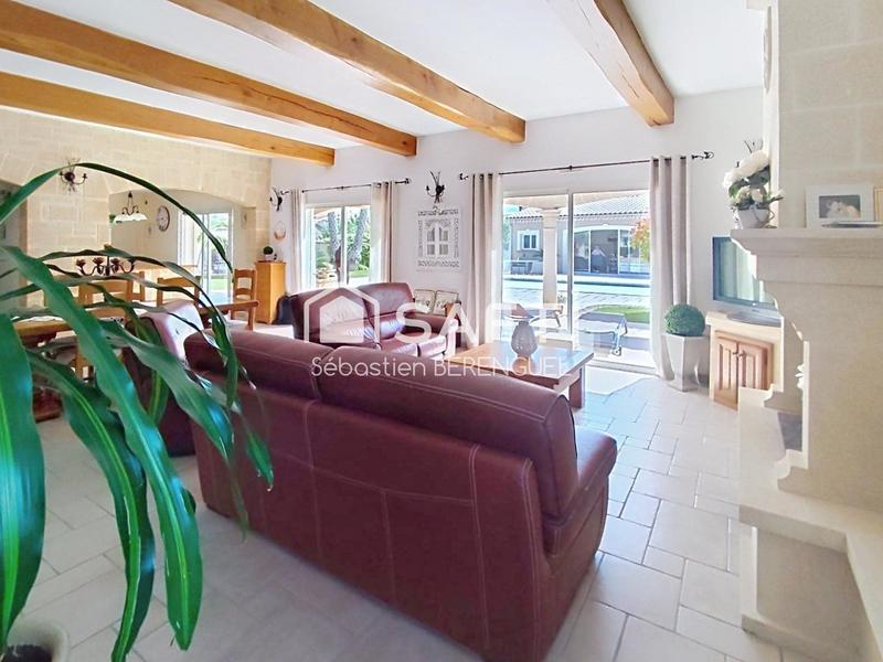 Maison - 230 m² - 7 pièces