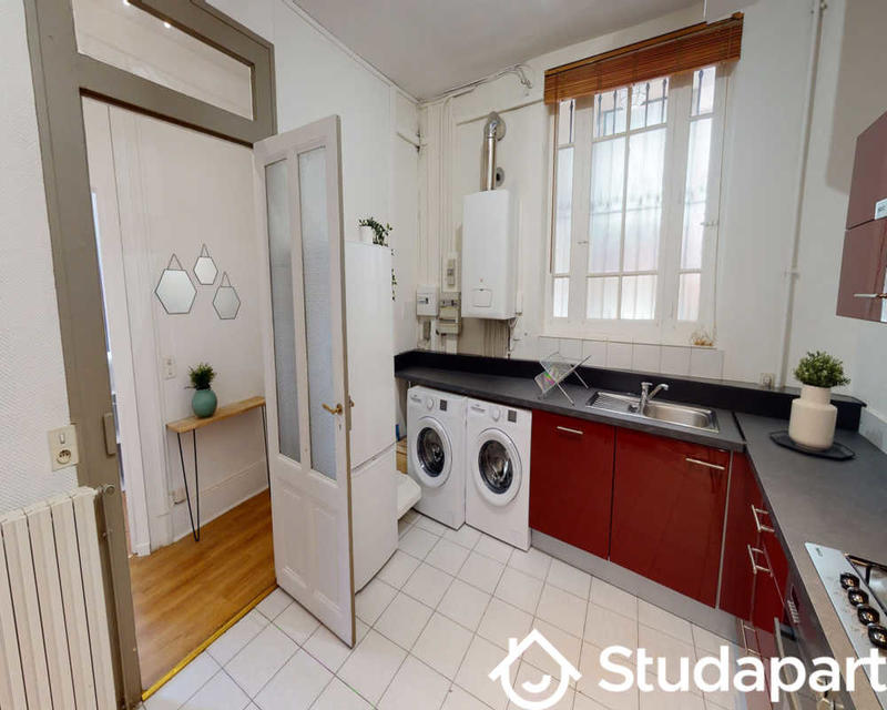 Chambre - 65 m² - 1 pièce