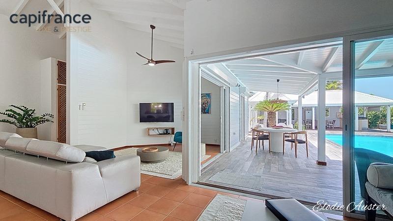 Propriété - 145 m² - 5 pièces