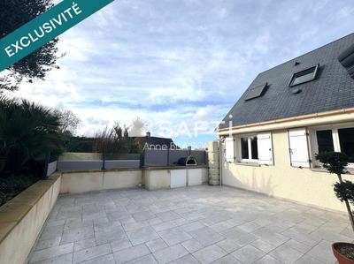 Maison - 171 m² - 9 pièces