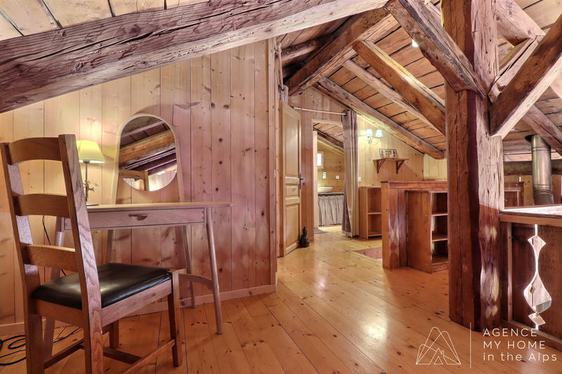 Châlet - 258 m² - 12 pièces