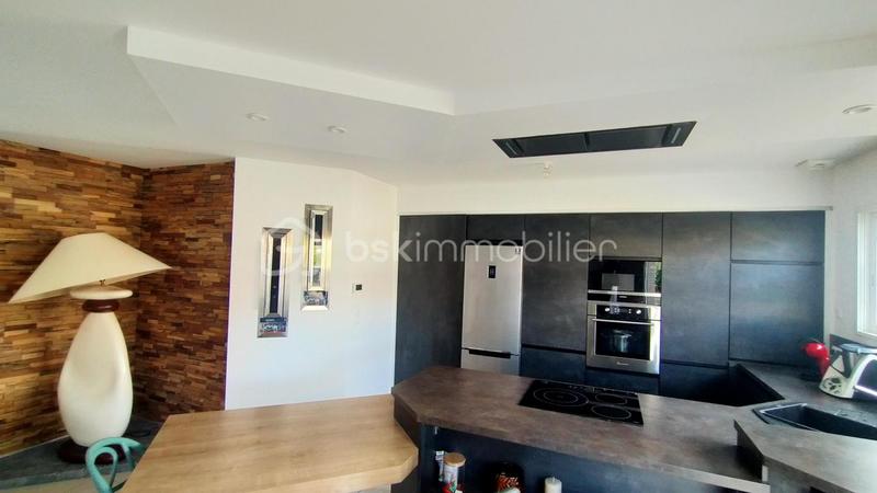 Maison - 104 m² - 5 pièces