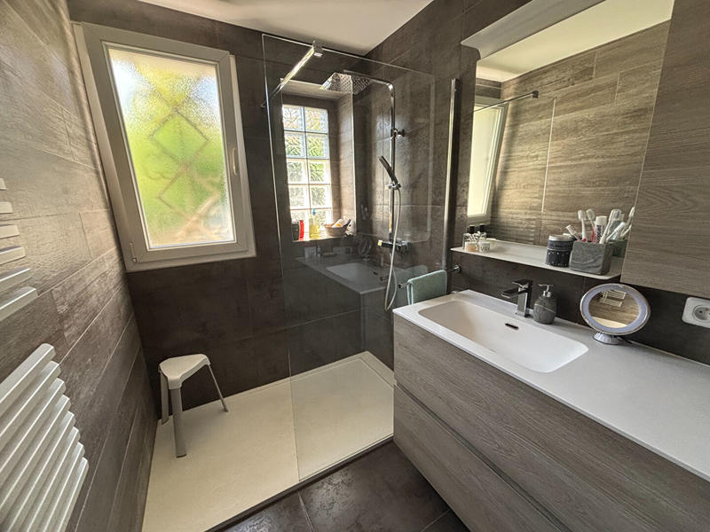 Maison - 80 m² - 5 pièces