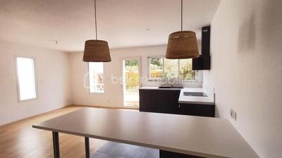 Maison - 108 m² - 4 pièces