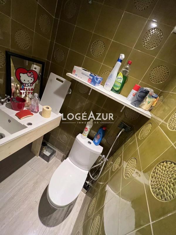 Fonds de commerce - 76 m²