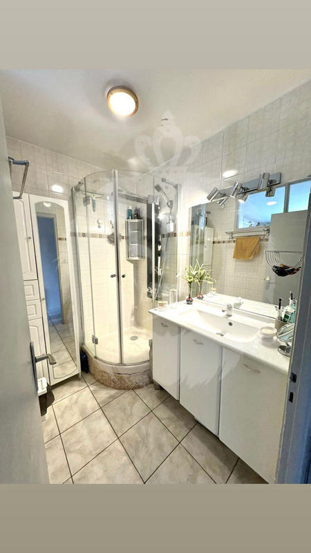 Appartement - 92 m² - 4 pièces