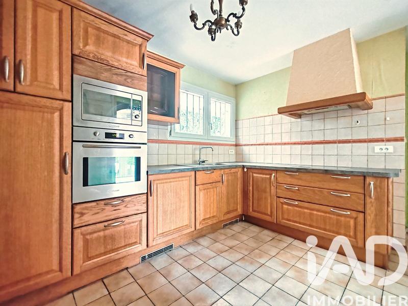 Maison - 98 m² - 5 pièces