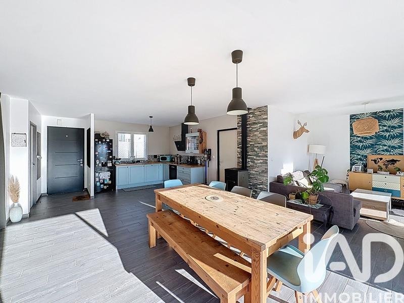 Maison - 96 m² - 4 pièces