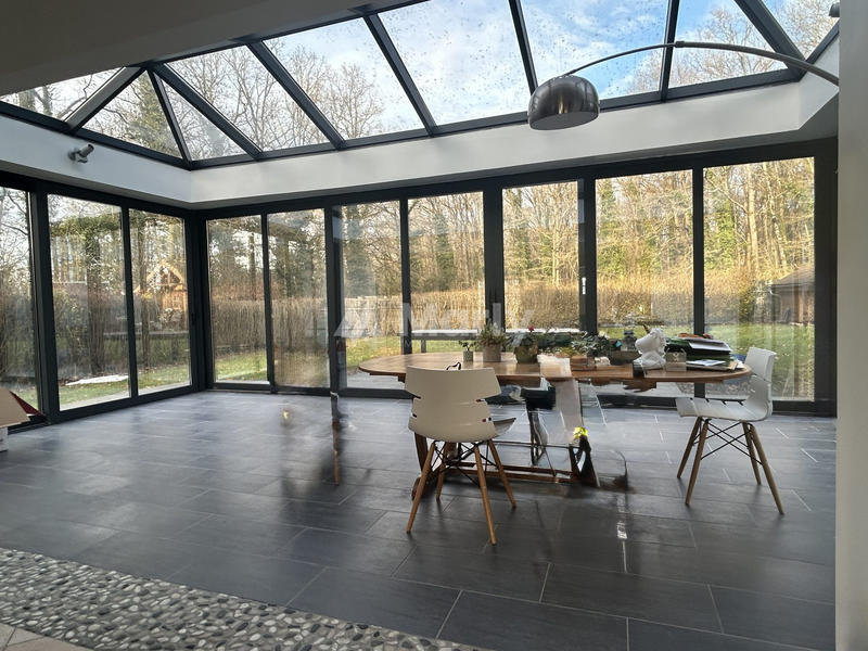 Maison contemporaine - 215 m² - 7 pièces