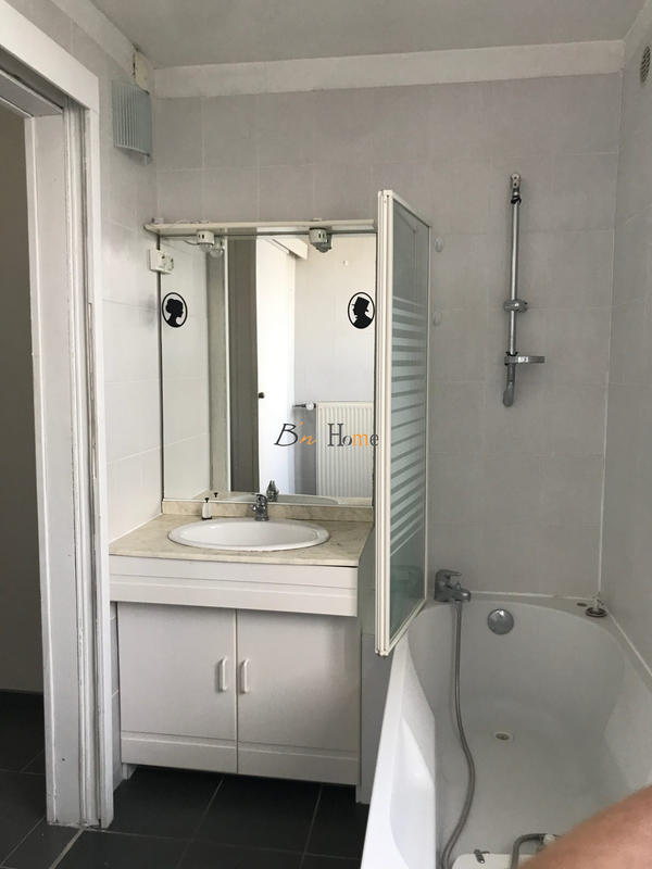 Appartement - 76 m² - 6 pièces