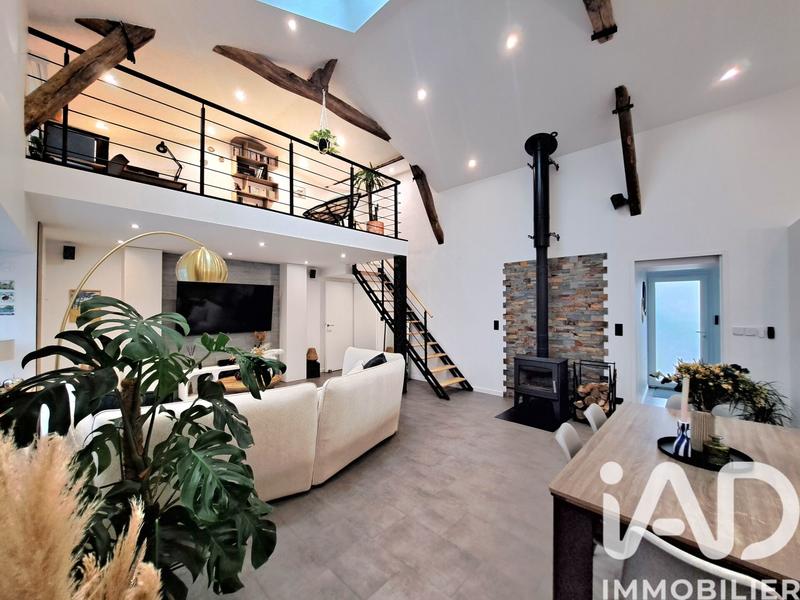 Maison - 101 m² - 4 pièces