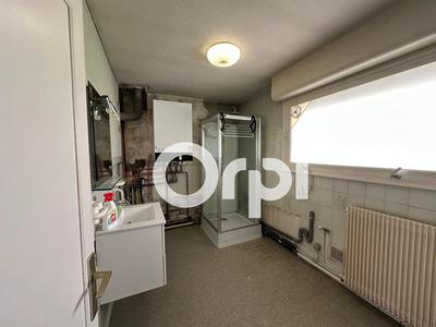 Maison - 141 m² - 6 pièces