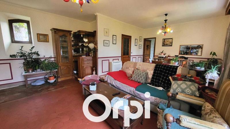 Maison - 140 m² - 5 pièces