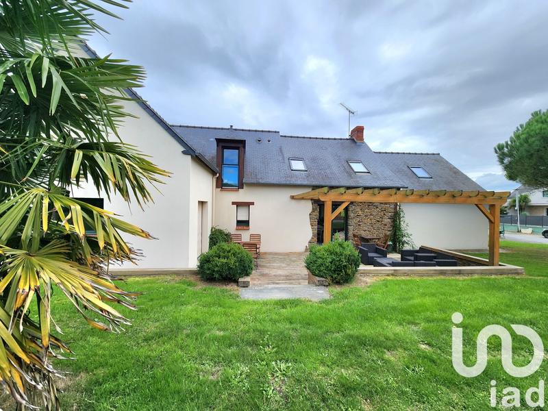 Maison - 306 m² - 10 pièces