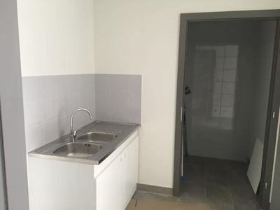 Local commercial - 306 m²