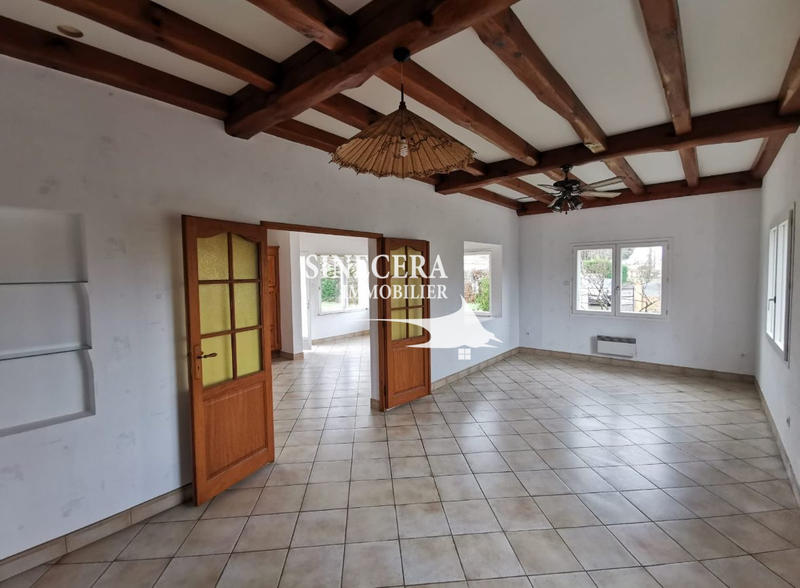 Maison - 180 m² - 6 pièces