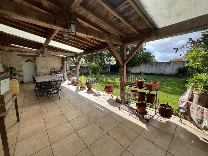 Maison en pierre - 176 m² - 7 pièces