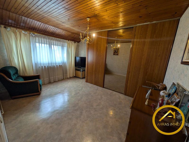 Maison - 101 m² - 6 pièces