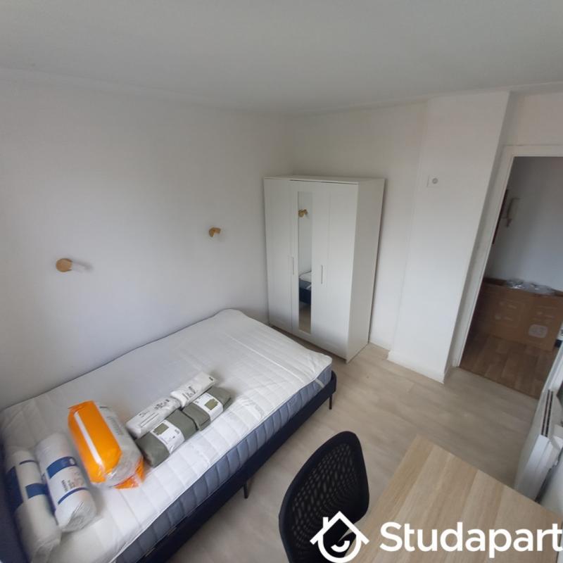 Chambre - 11 m² - 1 pièce