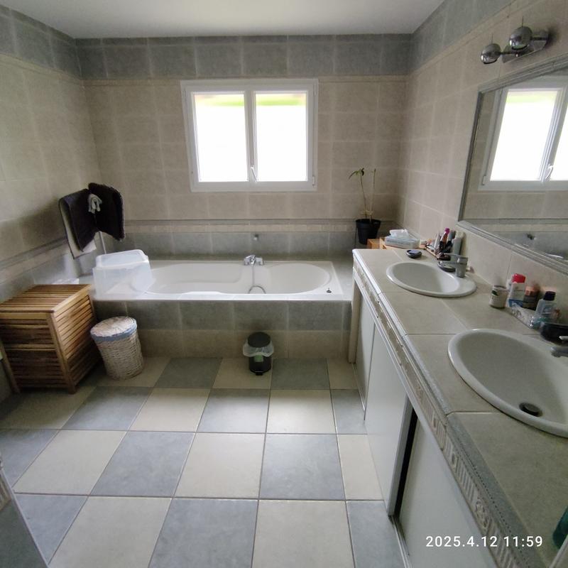 Maison traditionnelle - 166 m² - 5 pièces