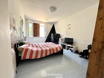 Maison - 183 m² - 5 pièces