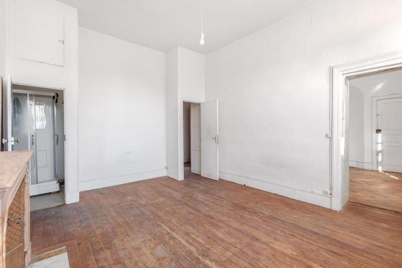 Appartement - 107 m² - 4 pièces