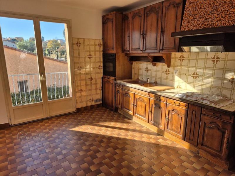 Maison - 166 m² - 6 pièces