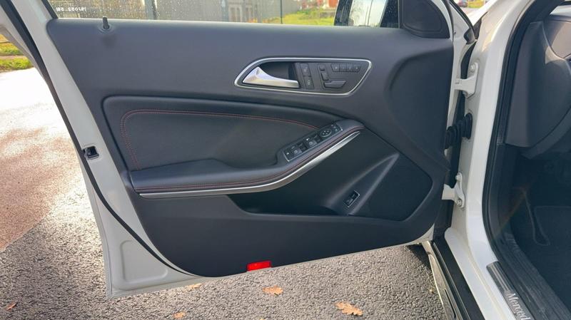 Mercedes Classe Gla I 200 156 7g-Dct Fascination