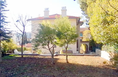 Villa - 260 m² - 7 pièces