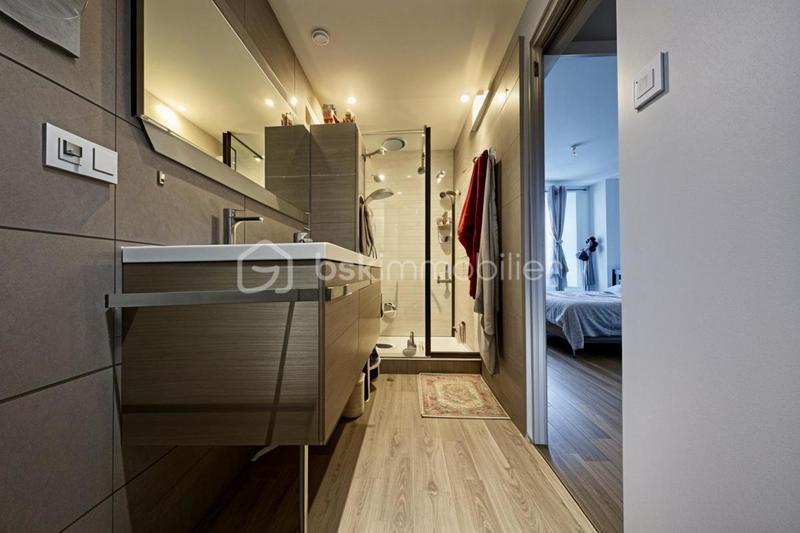 Maison - 83 m² - 6 pièces