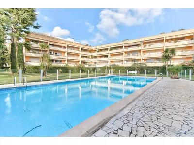 Appartement - 153 m² - 4 pièces