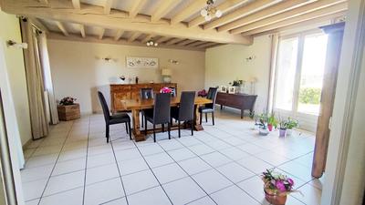 Maison - 168 m² - 7 pièces