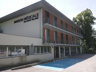 Bureau - 191 m² - 9 pièces