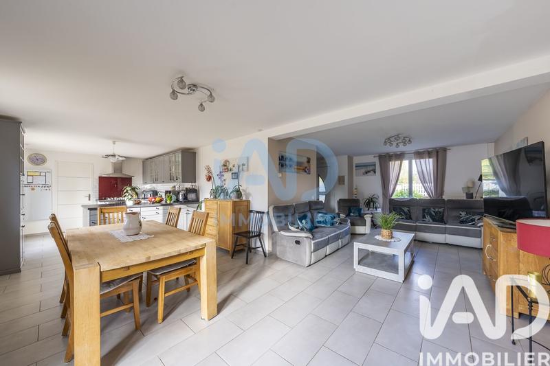Maison - 135 m² - 6 pièces