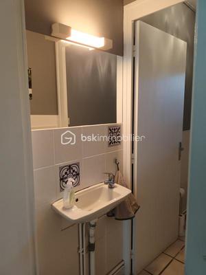 Beauté / Bien-être - 82 m²