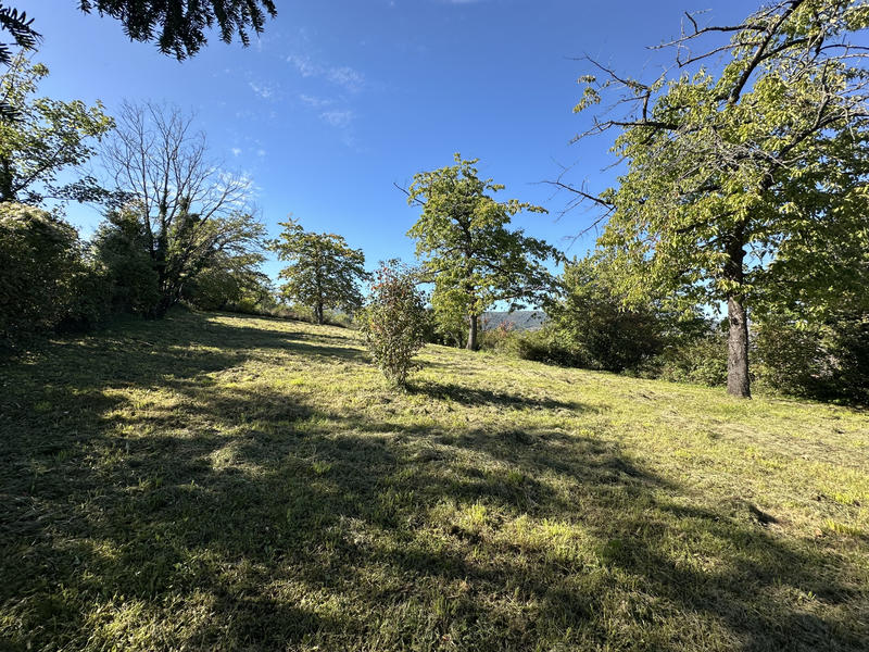 Maison - 220 m² - 9 pièces