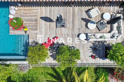 Maison - 350 m² - 4 pièces