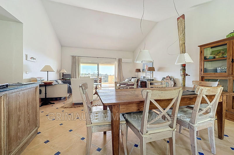 Appartement - 106 m² - 5 pièces