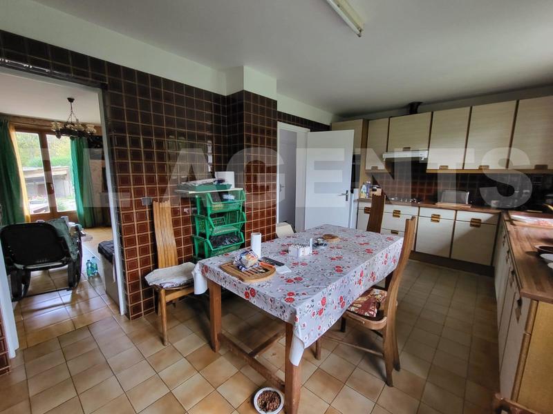 Maison traditionnelle - 90 m² - 4 pièces