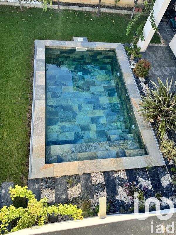 Maison de maîtres - 140 m² - 4 pièces