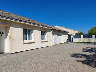 Maison - 92 m² - 6 pièces