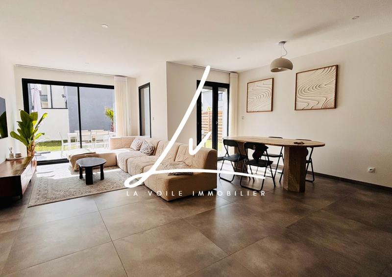 Maison - 138 m² - 6 pièces