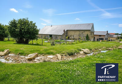 Propriété - 450 m² - 8 pièces