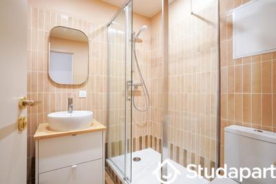 Chambre - 9 m² - 1 pièce