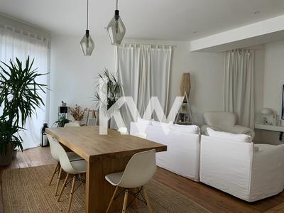 Appartement - 100 m² - 4 pièces