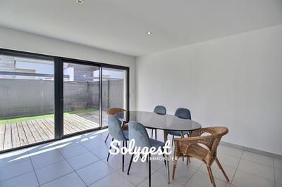 Duplex - 146 m² - 5 pièces