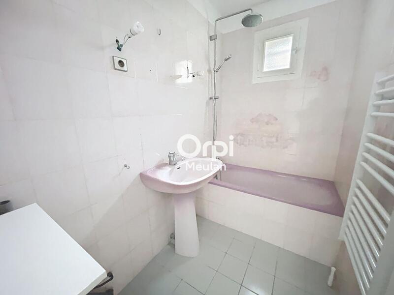 Maison - 228 m² - 8 pièces