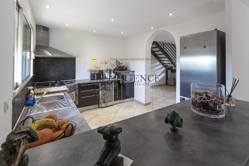 Maison - 156 m² - 6 pièces