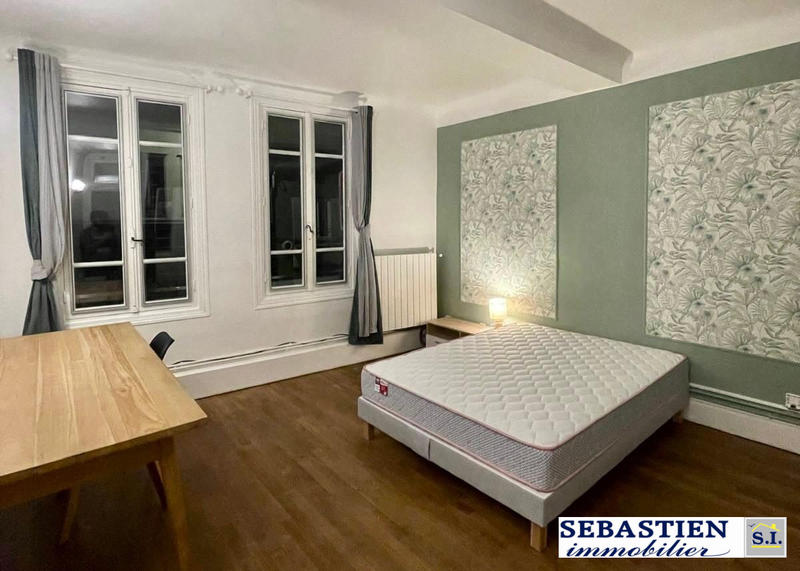 Appartement - 144 m² - 6 pièces