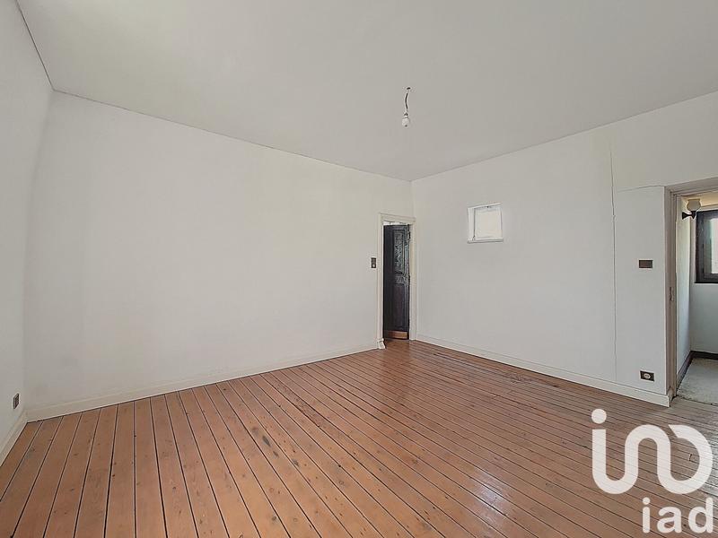 Maison - 204 m² - 8 pièces